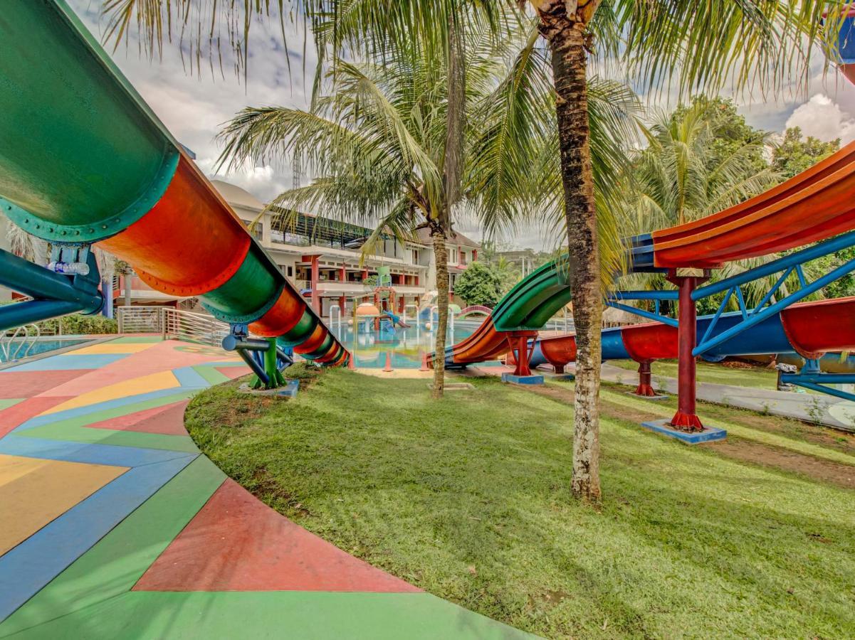 Oyo 89997 Hotel Bumi Kedaton Waterpark Bandar Lampung Exteriér fotografie